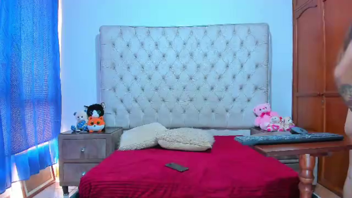 lussy-gomez-and-tomas-taylorr