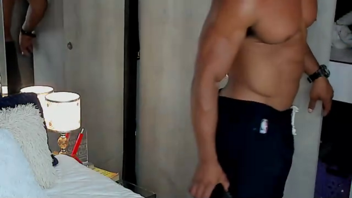 mat-strong