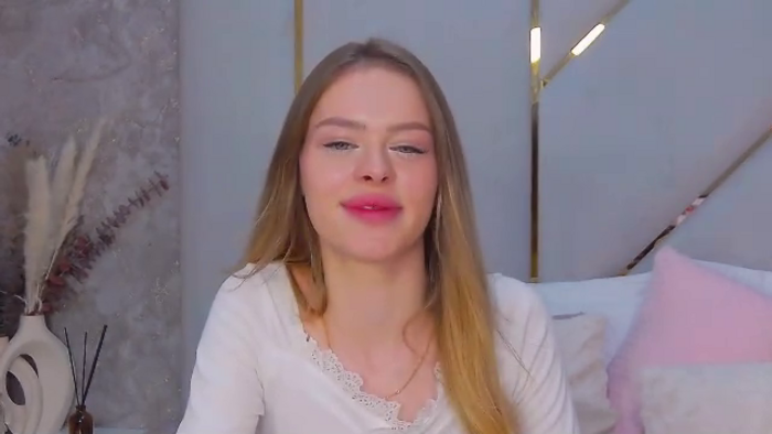 mia-jewell