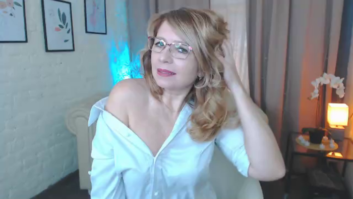 milena-grey