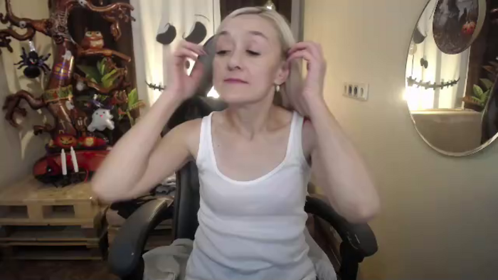karmen-hiron