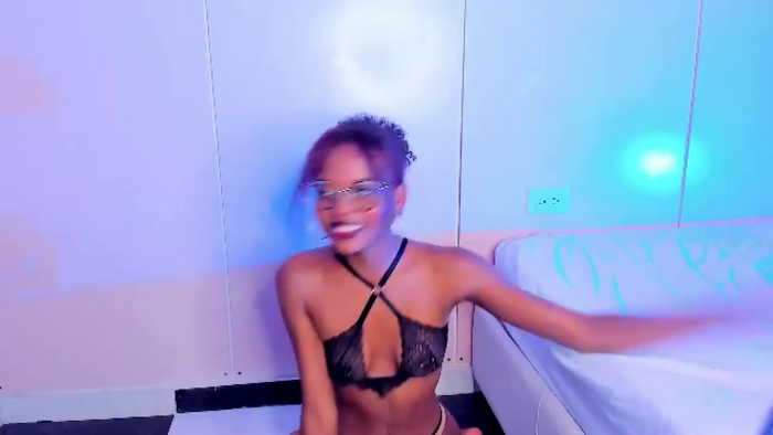 hylari-banks