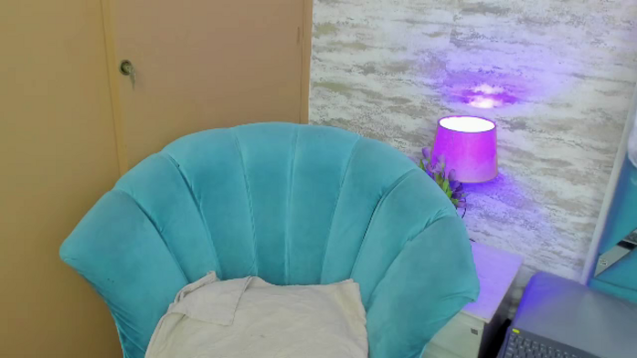 mia-quevedo
