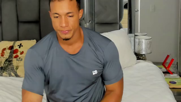 mat-strong