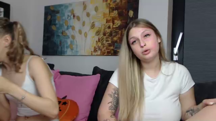 nadya-and-selina