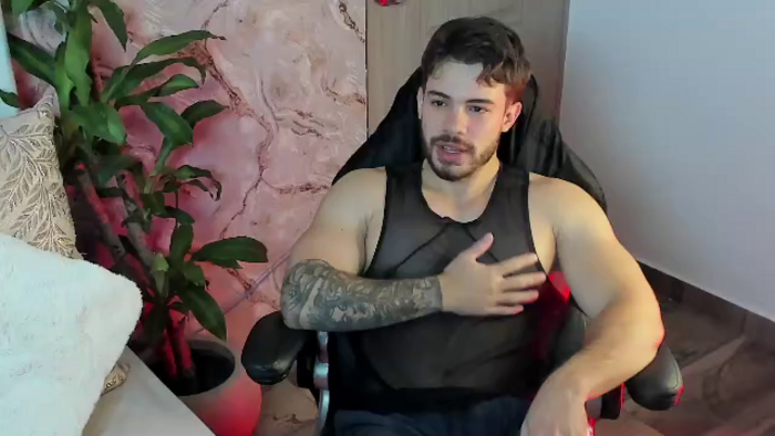 valenthino-king