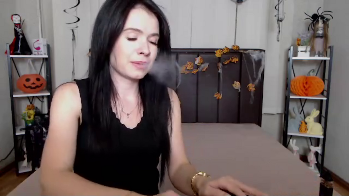 jasmine-kouch
