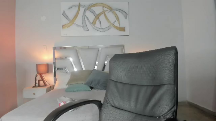 mia-chanel
