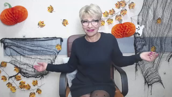 holly-incredible