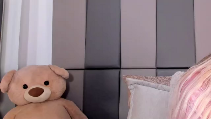 mia-klein