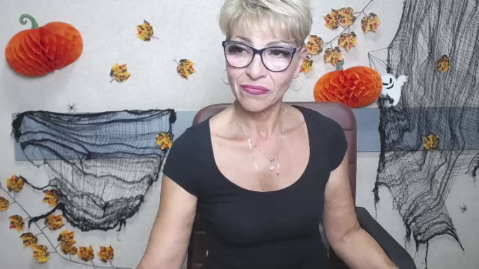 holly-incredible