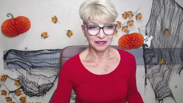 holly-incredible