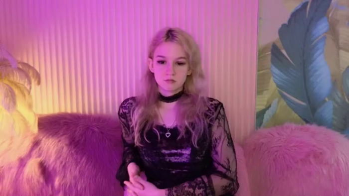 naomi-loys