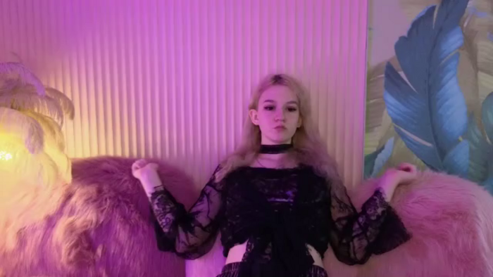 naomi-loys