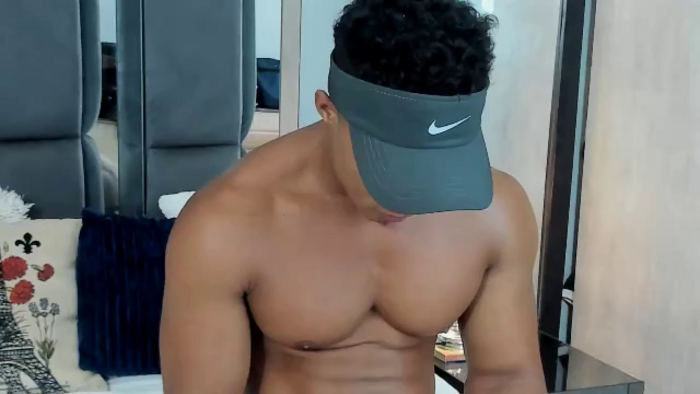mat-strong