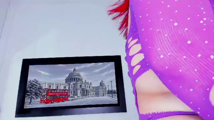 nikiita-red