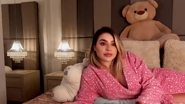 mia-klein