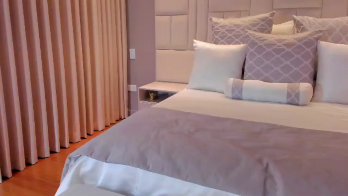 megan-hilton