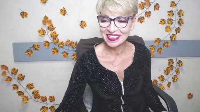holly-incredible