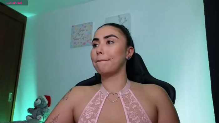 lola-dove