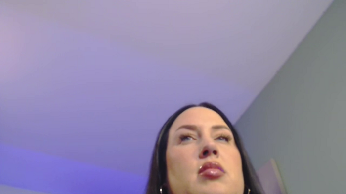 tia-bella