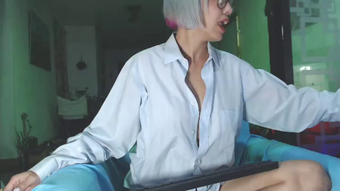 mia-scarlet