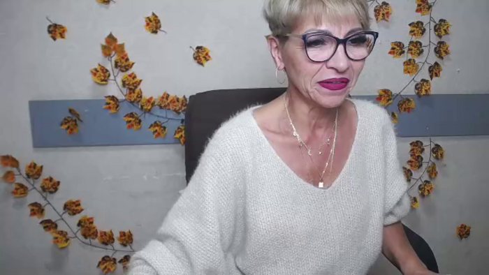 holly-incredible