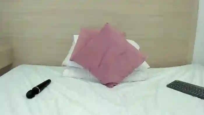 2024/12/12/flirt4free-samantha-lojan-07-26-43