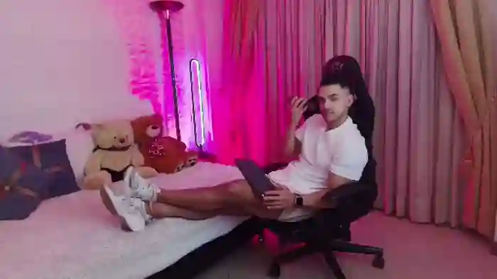 2024/12/12/flirt4free-patrick-stonne-06-32-25