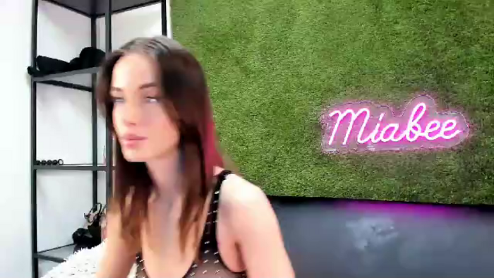 mia-bee