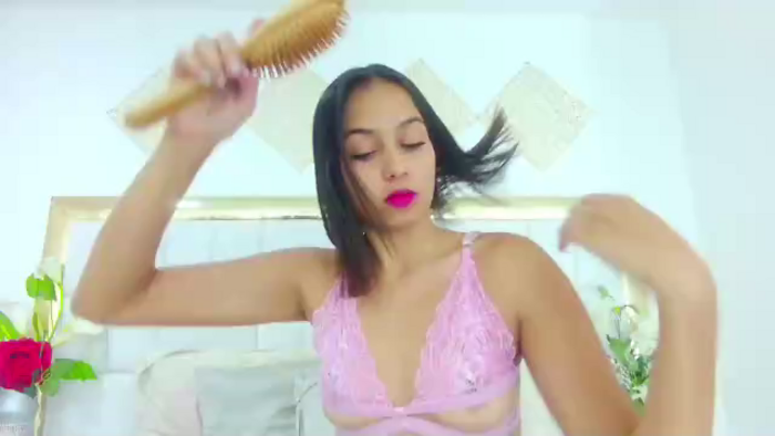 mia-harrys