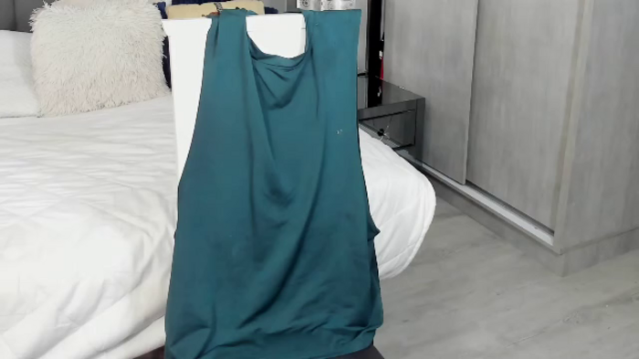 mat-strong