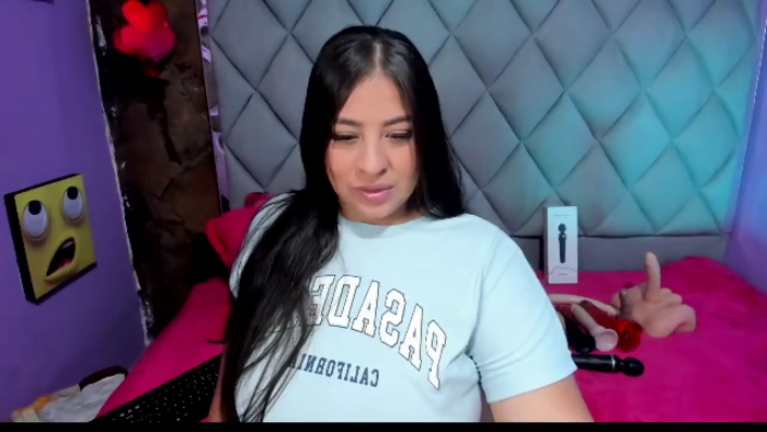 luisana-boobs