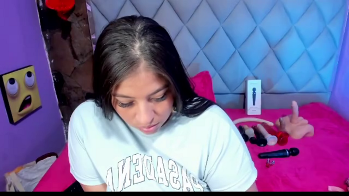 luisana-boobs