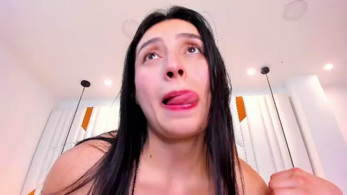 rebeca-flame