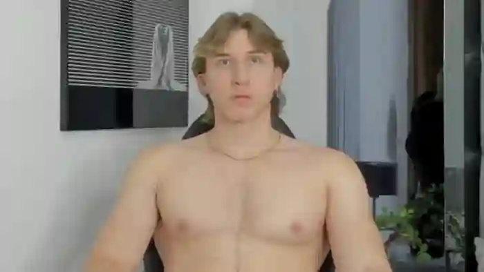 2025/01/07/flirt4free-kent-rushel-04-32-35