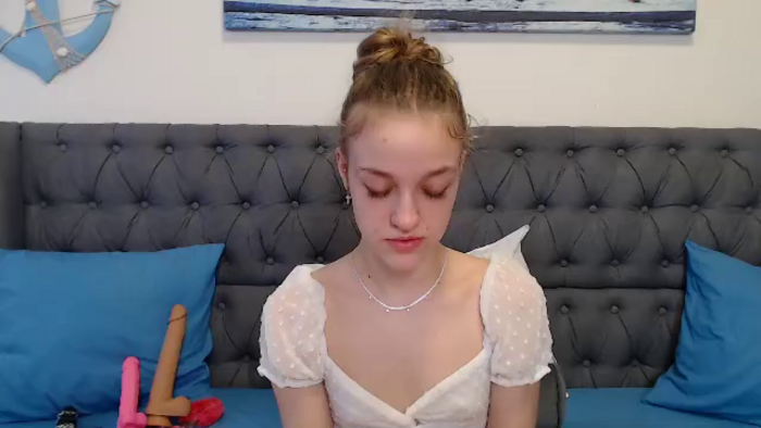 nadya-blue