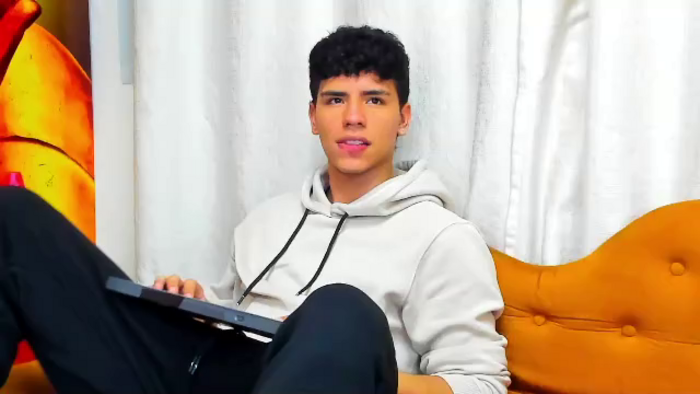 tobias-vega