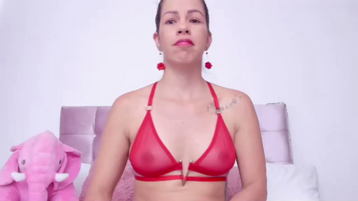 mia-cambell