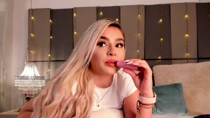 mia-klein