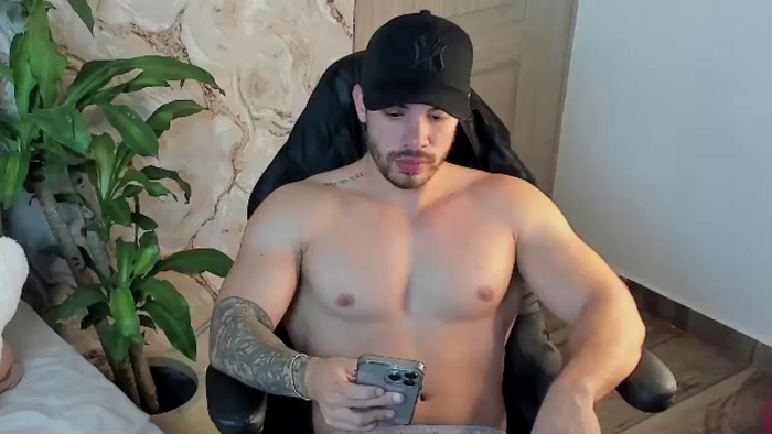 valenthino-king