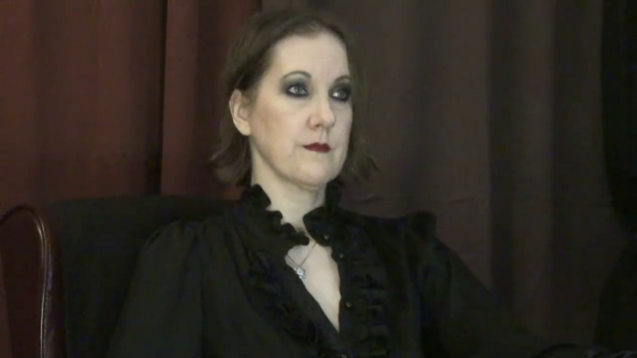 mistress-vivian