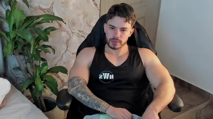 valenthino-king