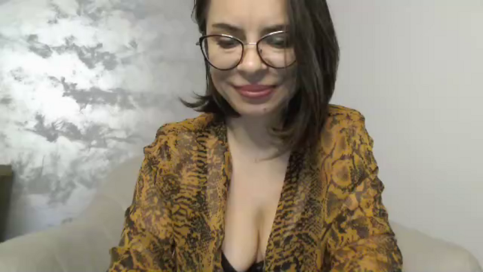 larissa-simson