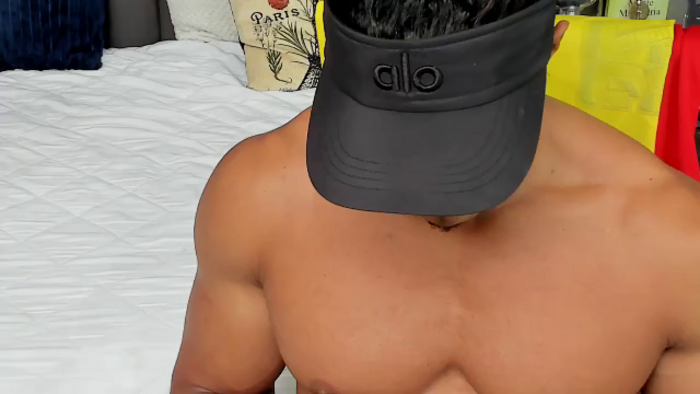 mat-strong