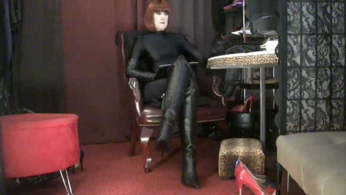 mistress-vivian