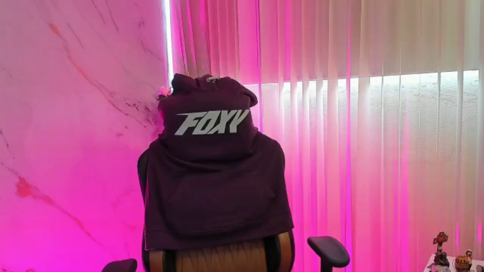 martina-foxy