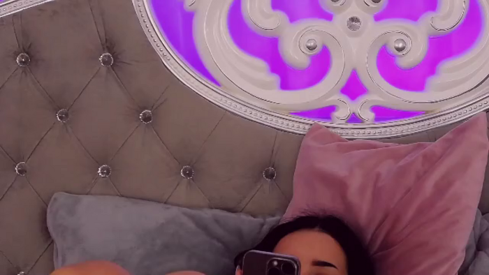 zoe-niickels