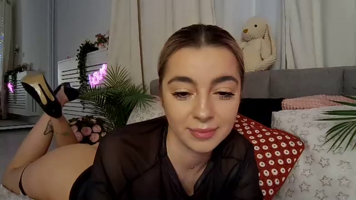 kim-arrow