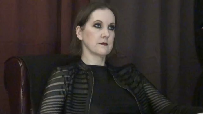 mistress-vivian